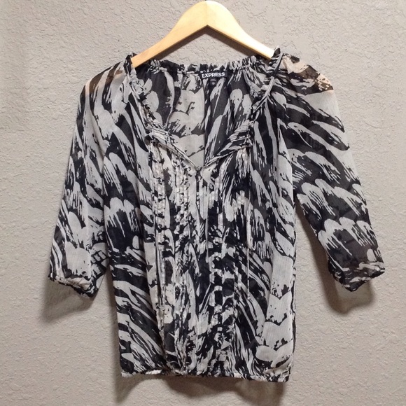 Express Top - Picture 4 of 4